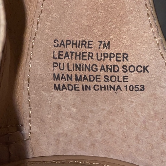 Steve Madden Saphire Strappy Block Heel Leather Shoes - Picture 6 of 7